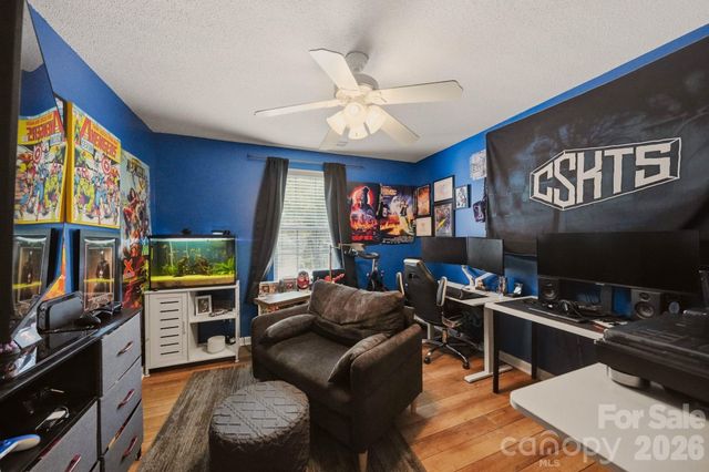 12446 Hennigan Place Lane, Charlotte, NC 28214