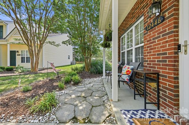 12446 Hennigan Place Lane, Charlotte, NC 28214