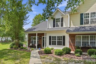 12446 Hennigan Place Lane, Charlotte, NC 28214