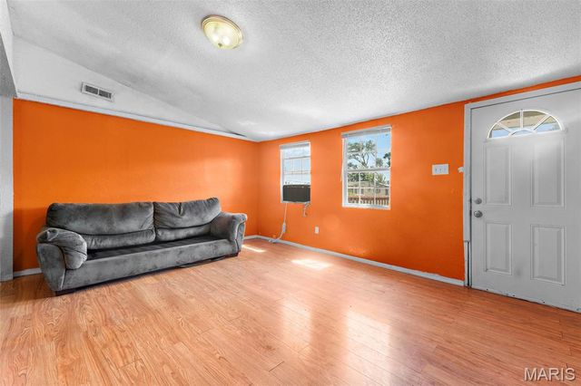 1107 N 72nd Street, East St Louis, IL 62203