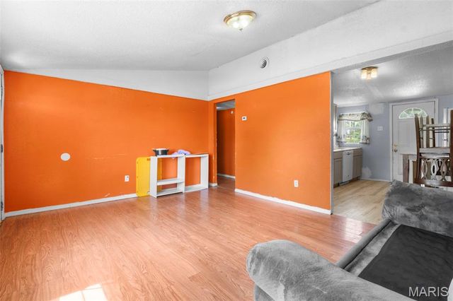 1107 N 72nd Street, East St Louis, IL 62203