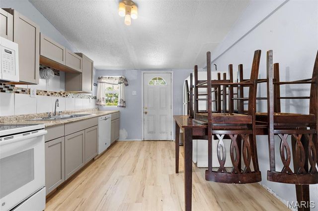 1107 N 72nd Street, East St Louis, IL 62203