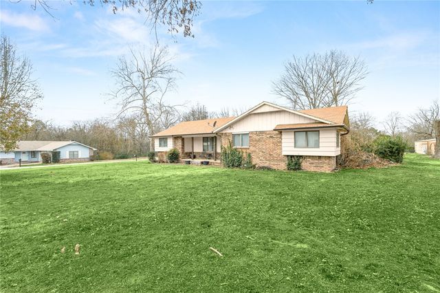 11680 Amy Avenue, Rogers, AR 72756