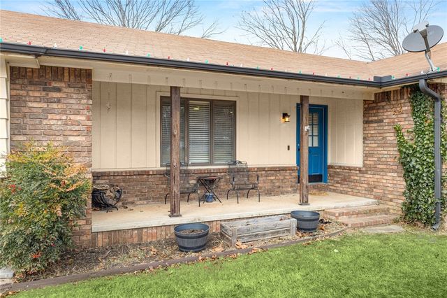 11680 Amy Avenue, Rogers, AR 72756