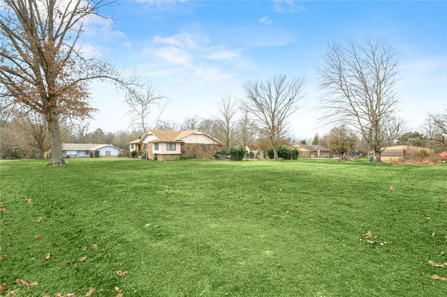 11680 Amy Avenue, Rogers, AR 72756