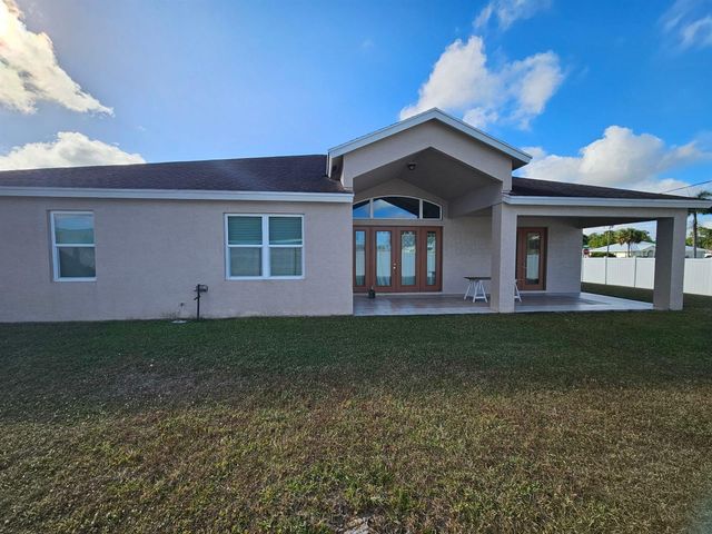 5768 NW ZENITH Drive, Port St. Lucie, FL 34986