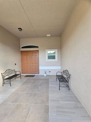 5768 NW ZENITH Drive, Port St. Lucie, FL 34986