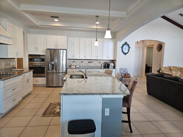 5768 NW ZENITH Drive, Port St. Lucie, FL 34986