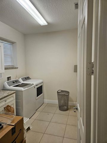 5768 NW ZENITH Drive, Port St. Lucie, FL 34986