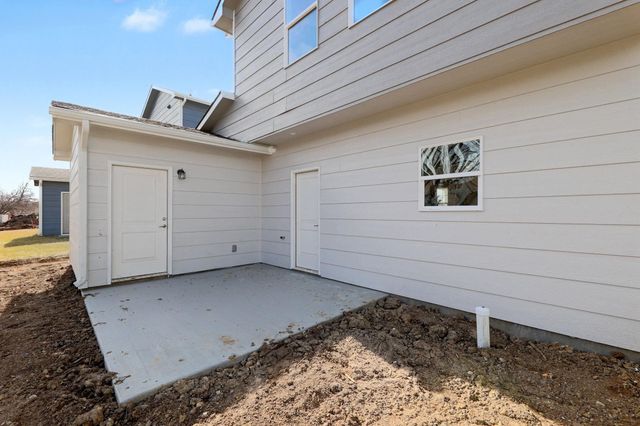 1732 S Goebel, Wichita, KS 67207