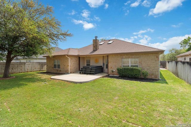 208 Firestone, Meadowlakes, TX 78654