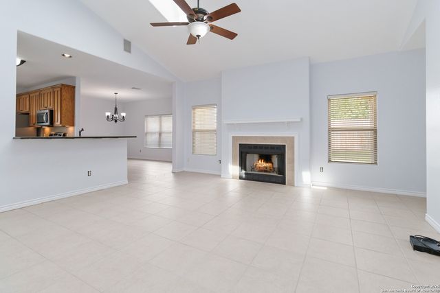 208 Firestone, Meadowlakes, TX 78654