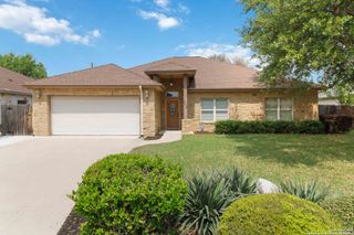 208 Firestone, Meadowlakes, TX 78654