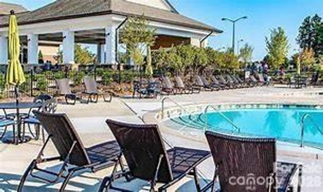 8036 Crater Lake Drive 193, Fort Mill, SC 29707