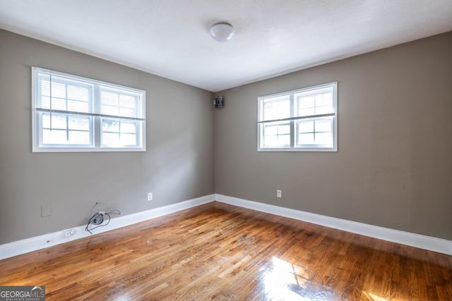 2833 CARDO Drive NW, Atlanta, GA 30318