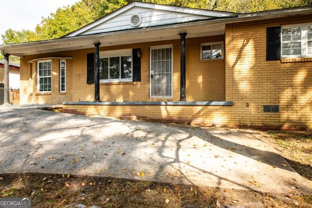 2833 CARDO Drive NW, Atlanta, GA 30318