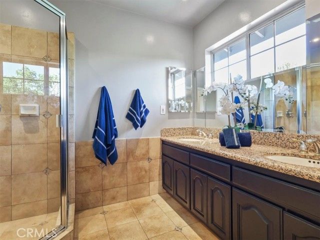 23301 Blythe Street, West Hills (los Angeles), CA 91304