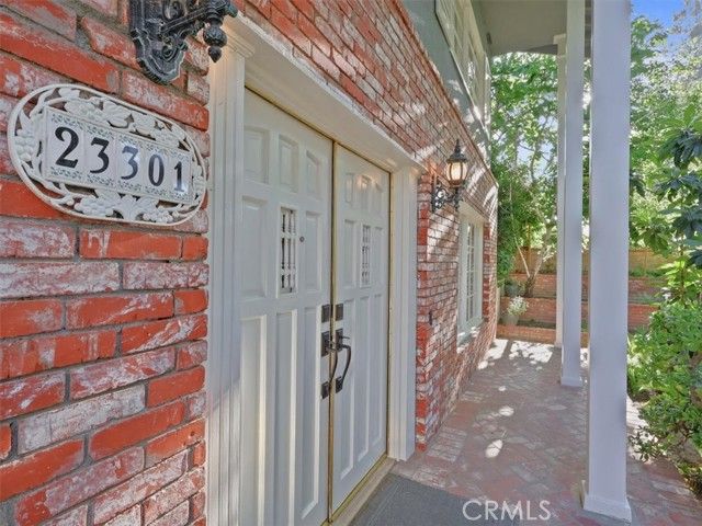 23301 Blythe Street, West Hills (los Angeles), CA 91304