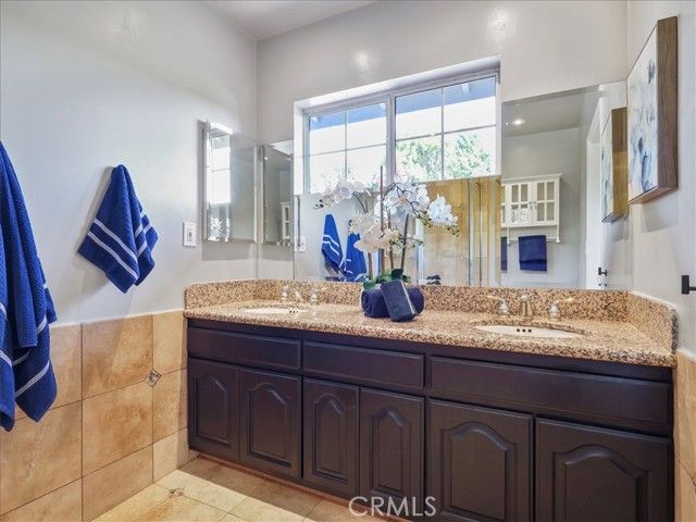 23301 Blythe Street, West Hills (los Angeles), CA 91304