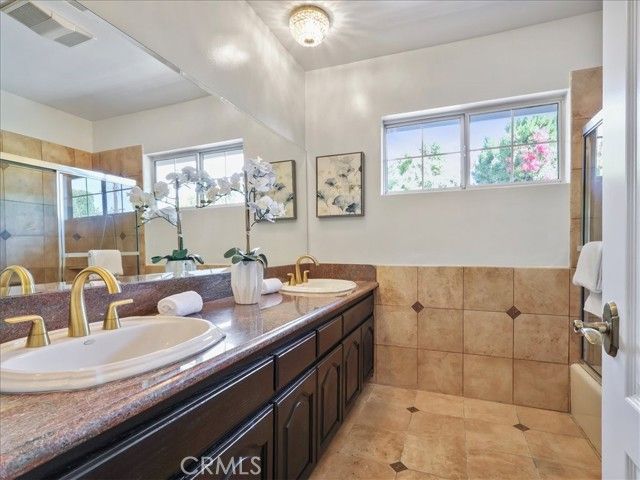 23301 Blythe Street, West Hills (los Angeles), CA 91304