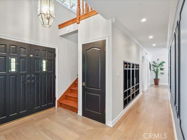 23301 Blythe Street, West Hills (los Angeles), CA 91304