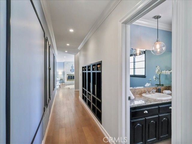 23301 Blythe Street, West Hills (los Angeles), CA 91304