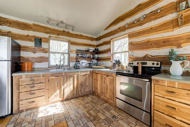2800 Cherokee Lane, Meridian, OK 73058