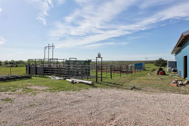 2800 Cherokee Lane, Meridian, OK 73058