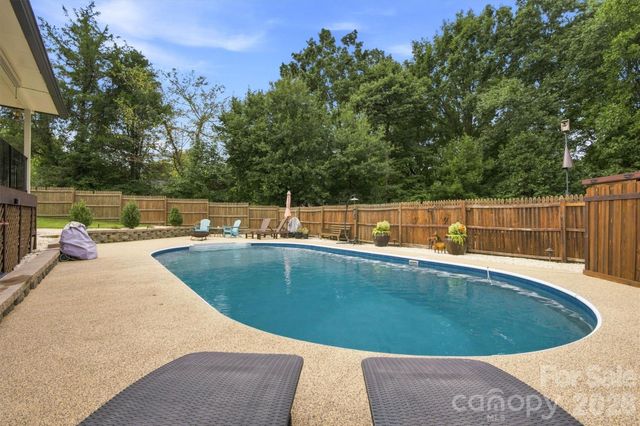3867 Angie Drive, Denver, NC 28037