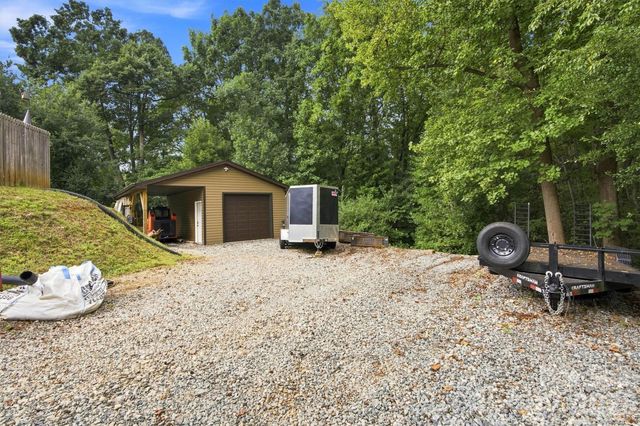 3867 Angie Drive, Denver, NC 28037