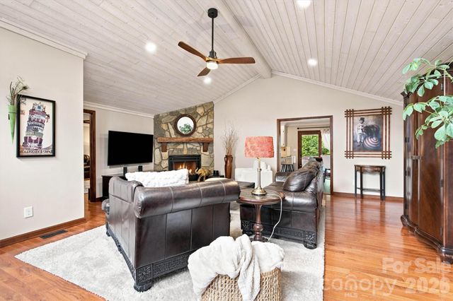 3867 Angie Drive, Denver, NC 28037