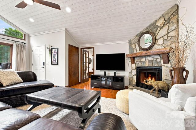 3867 Angie Drive, Denver, NC 28037