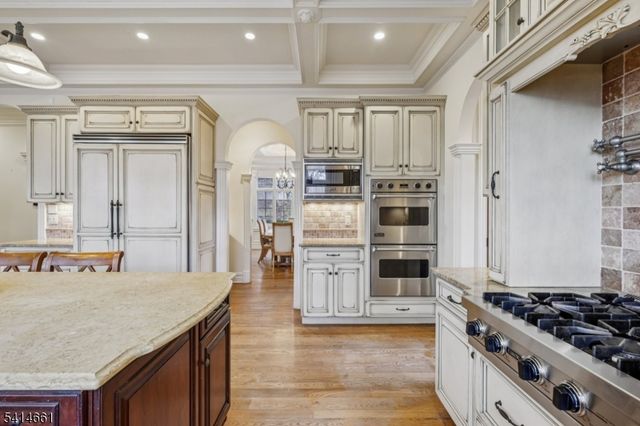 910 Highland Ave, Westfield Town, NJ 07090