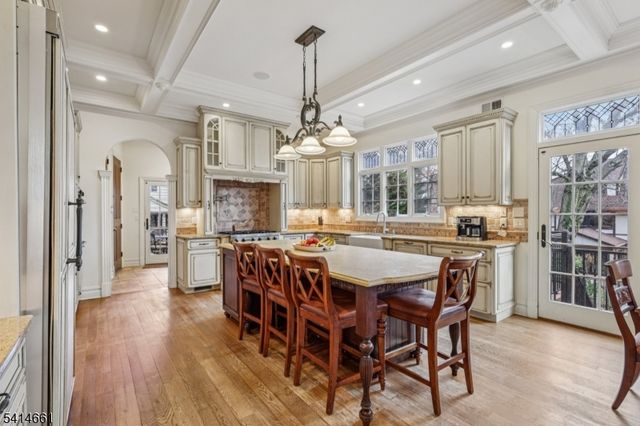 910 Highland Ave, Westfield Town, NJ 07090