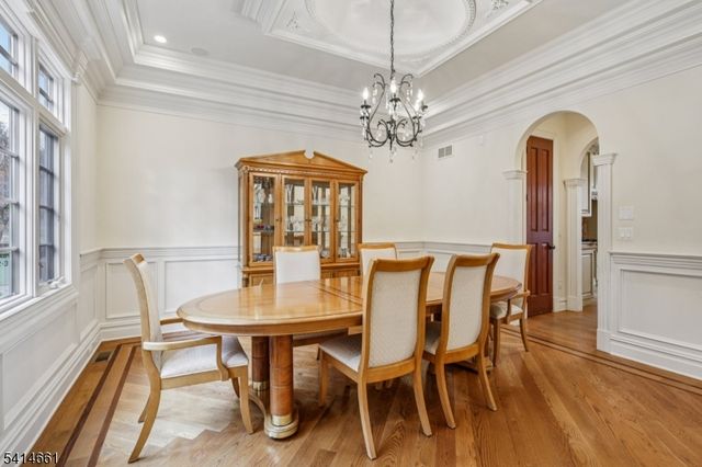 910 Highland Ave, Westfield Town, NJ 07090