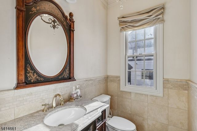 910 Highland Ave, Westfield Town, NJ 07090