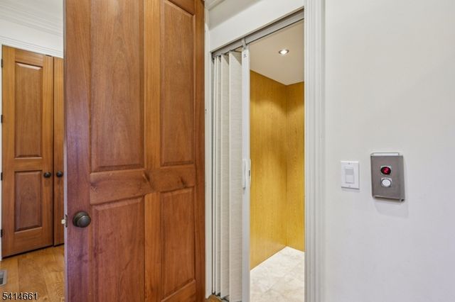 910 Highland Ave, Westfield Town, NJ 07090