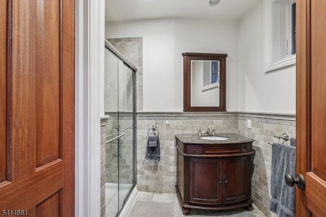 910 Highland Ave, Westfield Town, NJ 07090