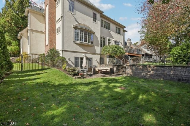 910 Highland Ave, Westfield Town, NJ 07090