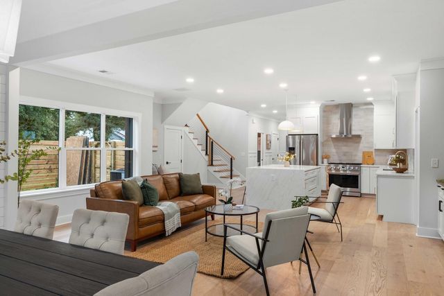 307 Magnolia Road, Charleston, SC 29407