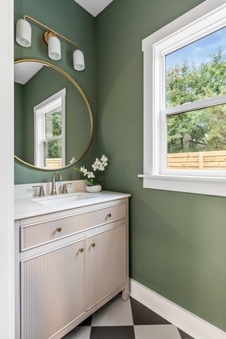 307 Magnolia Road, Charleston, SC 29407