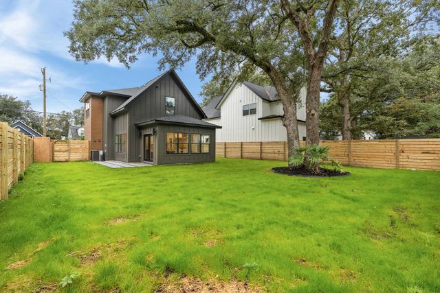 307 Magnolia Road, Charleston, SC 29407