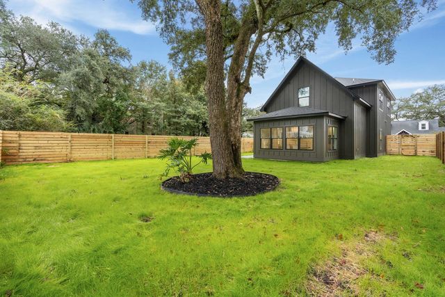 307 Magnolia Road, Charleston, SC 29407