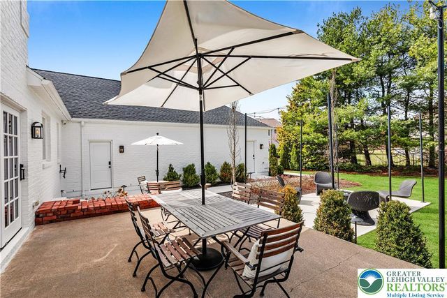 4311 Tiffany Drive, Bethlehem Twp, PA 18045