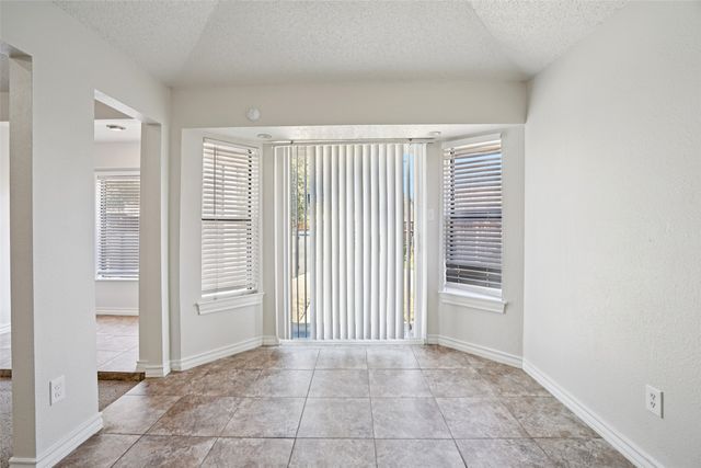 7712 Miracle Lane, North Richland Hills, TX 76182