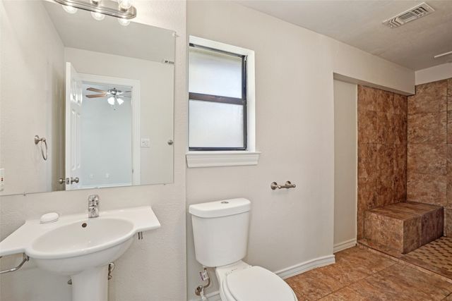 7712 Miracle Lane, North Richland Hills, TX 76182