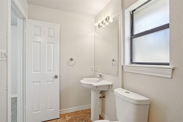 7712 Miracle Lane, North Richland Hills, TX 76182