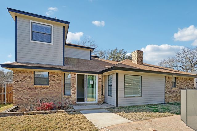 7712 Miracle Lane, North Richland Hills, TX 76182