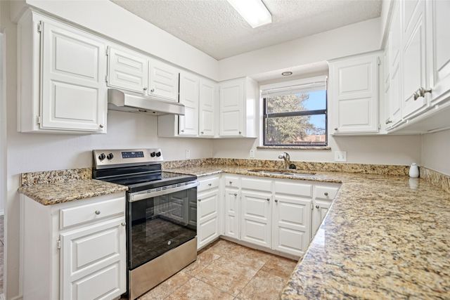 7712 Miracle Lane, North Richland Hills, TX 76182