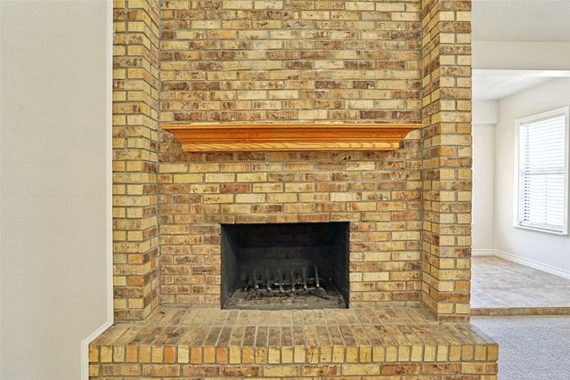 7712 Miracle Lane, North Richland Hills, TX 76182